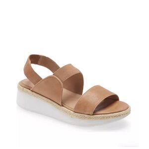 Eileen Fisher Leather Tan Sandals Size 7,5